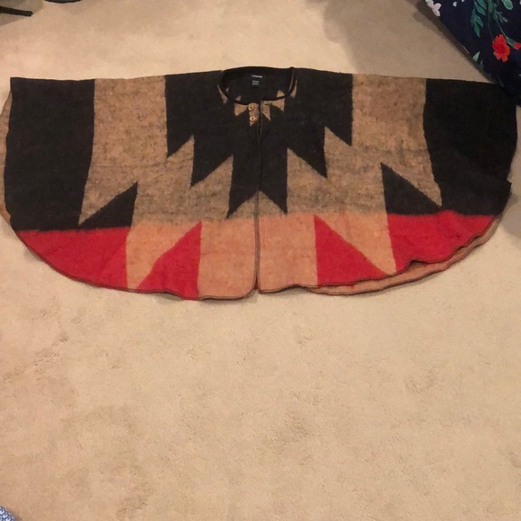 Brixton Poncho with carrying tote. - Picture 1 of 2